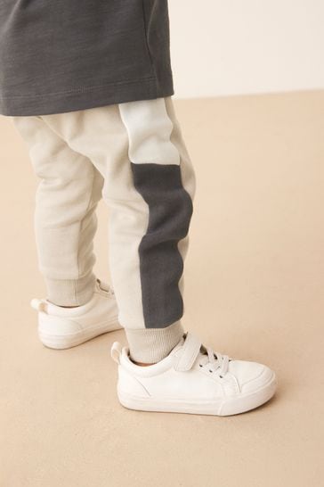 Joggers with shirt discount