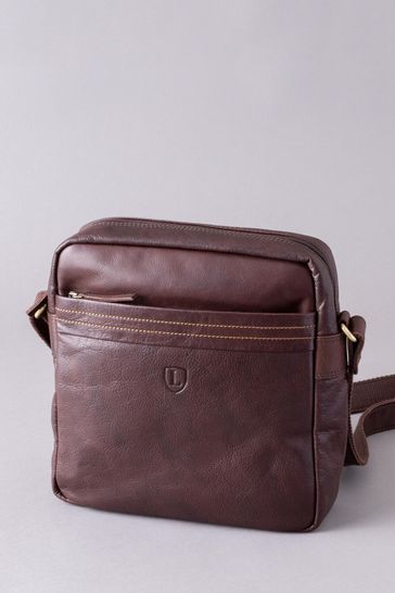Lakeland Leather Small Keswick Leather Brown Messenger Bag