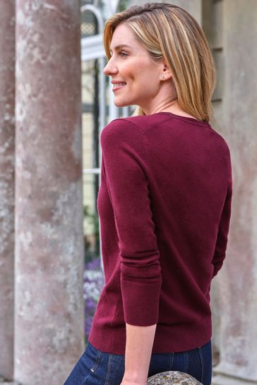 Red cashmere v 2025 neck sweater