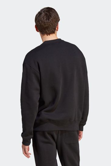 All top black sportswear