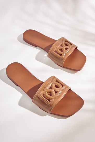 Tan outlet mule flats