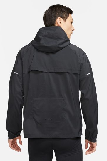 Black windrunner discount jacket