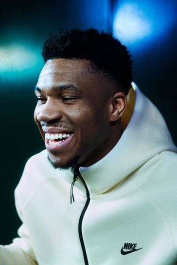 White nike online fleece
