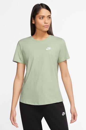 Nike Green Club Essentials T-Shirt