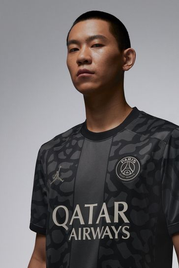 Paris football dress sales