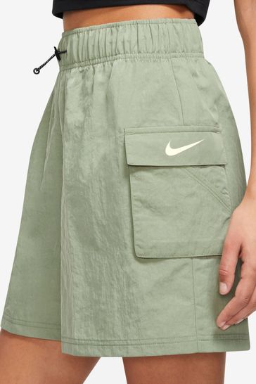 Nike woven shorts green top