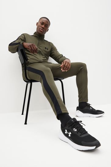Under armour slim fit tracksuit outlet