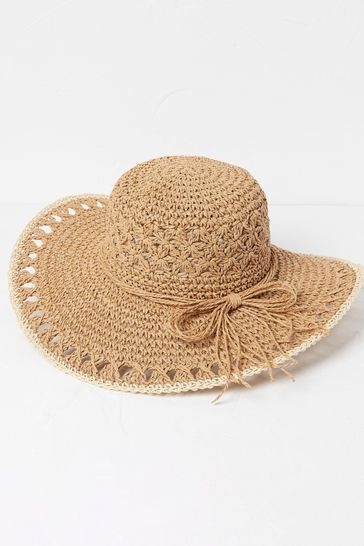 Next beach hat shop