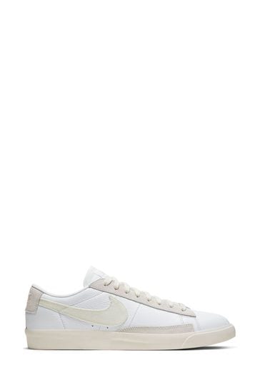 Blazer low discount white