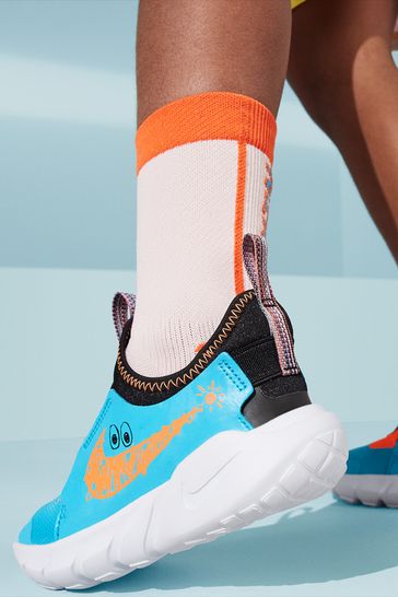 Blue and deals orange nike trainers