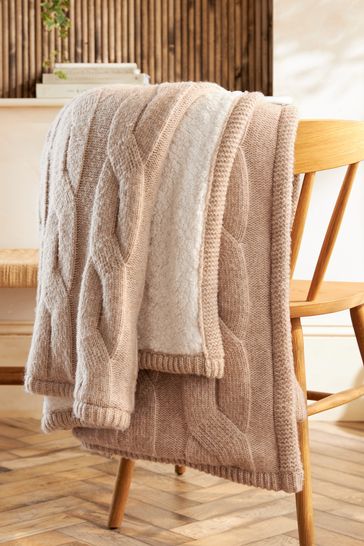 Natural Cosy Cable Sherpa Throw