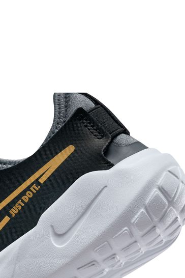 Nike flex hotsell runner trainers