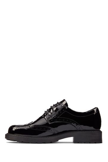 Clarks wide clearance fitting shoes ireland