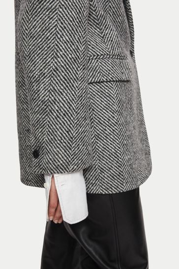Langford coat store