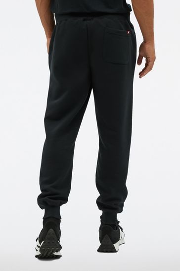 New balance small deals logo joggers