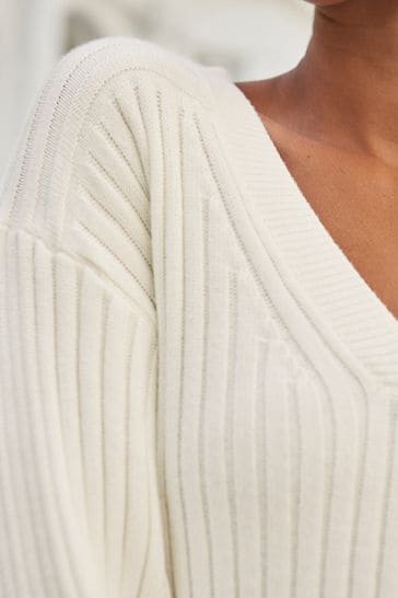 White ribbed outlet jumper