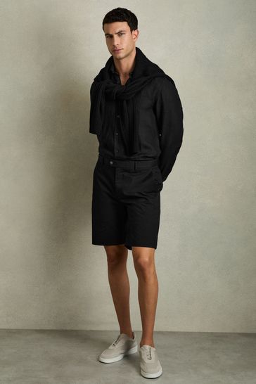 Buy Reiss Black Wicket Modern Fit Cotton Blend Chino Shorts from Next Luxembourg