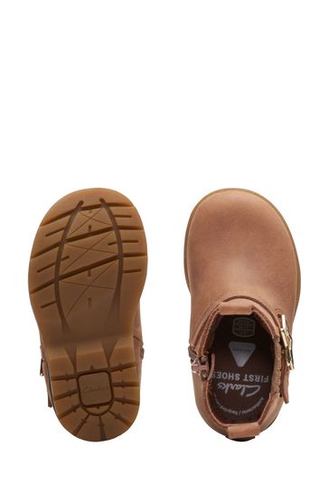 Clarks shoes sales children's boots