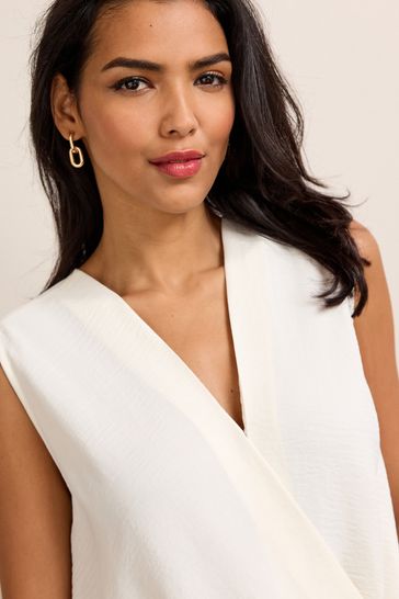 Front wrap top
