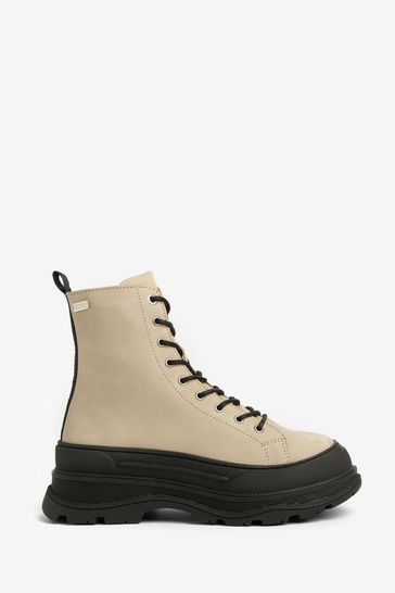 Barbour hot sale boots white