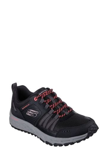 Black skechers deals runners