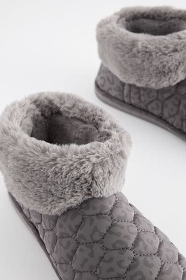 Quilted top slipper boots
