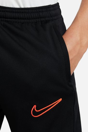 Nike venom joggers sales