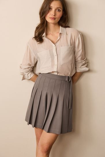 Knife pleated mini skirt top