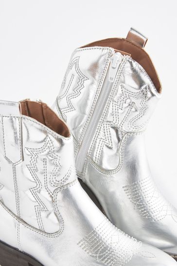 Ladies cowboy boots hotsell size 5