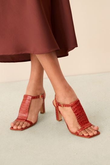 Leather t bar sandals store