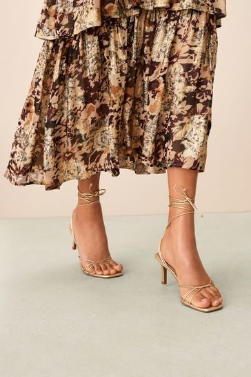 Wrap sales heel sandals