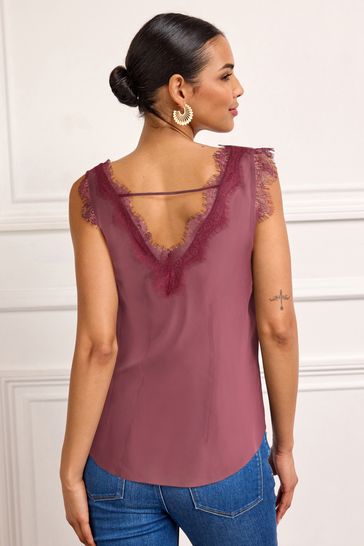 Blush lace 2025