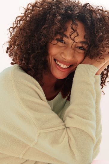 Slouchy jumper shop