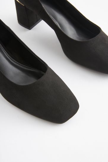 Black square hot sale toe court shoes