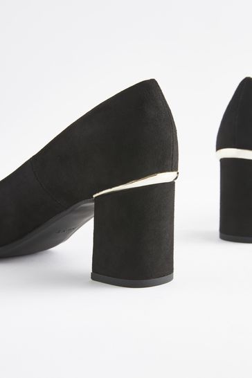 Black square best sale toe court shoes