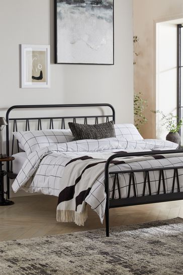 Curved metal online bed frame