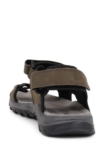 Pavers mens walking sandals top