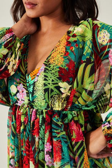 Accessorize beach dress top