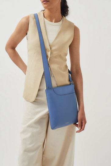 Cross body pocket bag deals