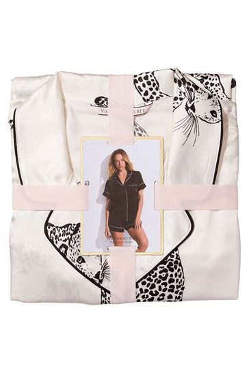 Victoria clearance leopard scratch