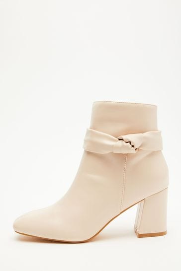 Quiz block heel cheap ankle boots