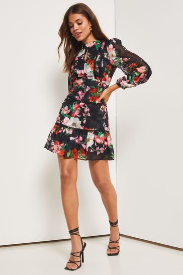 Petite skater 2024 dress with sleeves