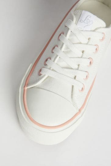 White canvas clearance flatforms
