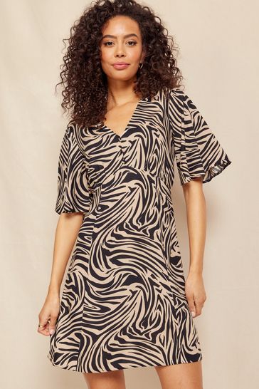 Dress outlet v brand