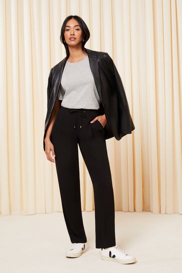 Tailored jogger hotsell