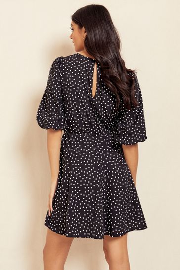 Black white skater dress hotsell