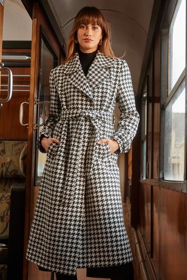 Love & Roses Black/White Dogtooth Belted Wrap Coat