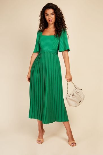 Dress with pleated hem 2025