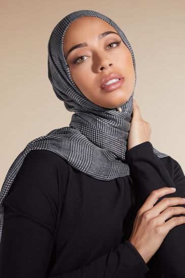 Aab Black Plaid Modal Hijab