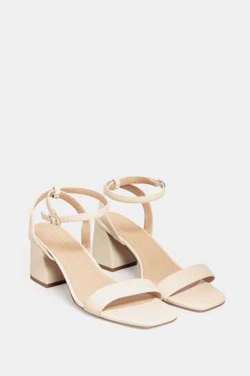 Double wide on sale heels
